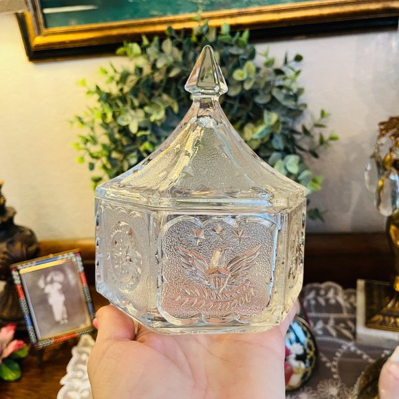 Vintage Other - VTG Indiana Tiara Hexagonal Eagle Stars Colonial Candy Dish & Lid